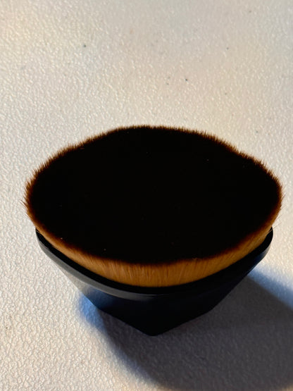 Kabuki Brush